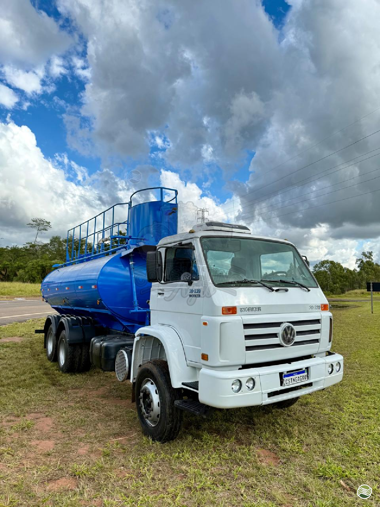 CAMINHAO VOLKSWAGEN VW 26220 Tanque Pipa Consulting Agro ITUVERAVA SÃO PAULO SP
